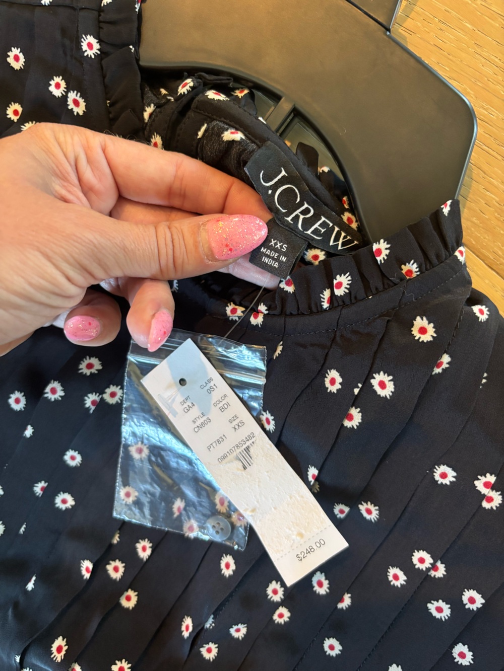 J. Crew Pintuck shift dress midnight floral print XXS NWT NEW pleated Sleeves - Picture 12 of 12